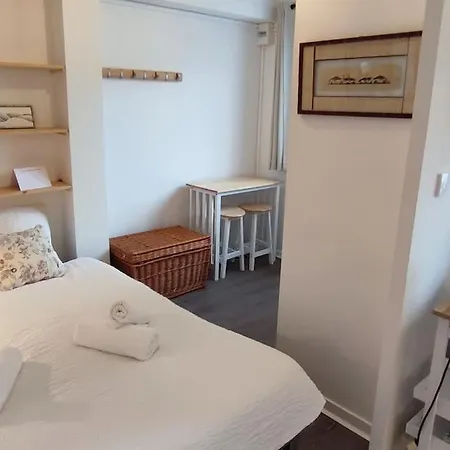 Studio-heart Of Town-bd Des Pyrenees-quiet *